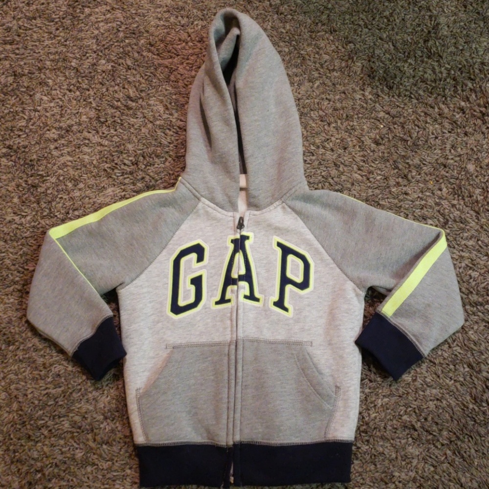 5t gap hoodie jacket